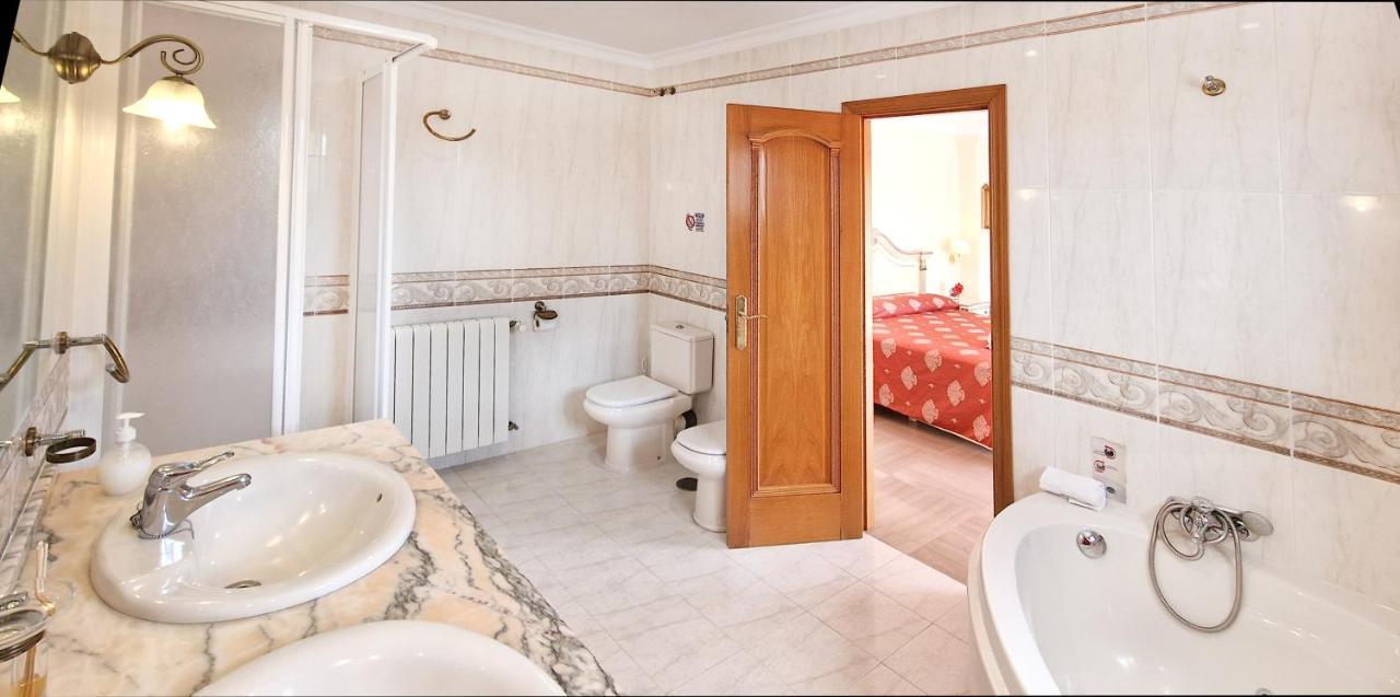 Golden Villa Costa Del Sol - Big Private Pool - Bbq - Good Location Fuengirola Exterior photo